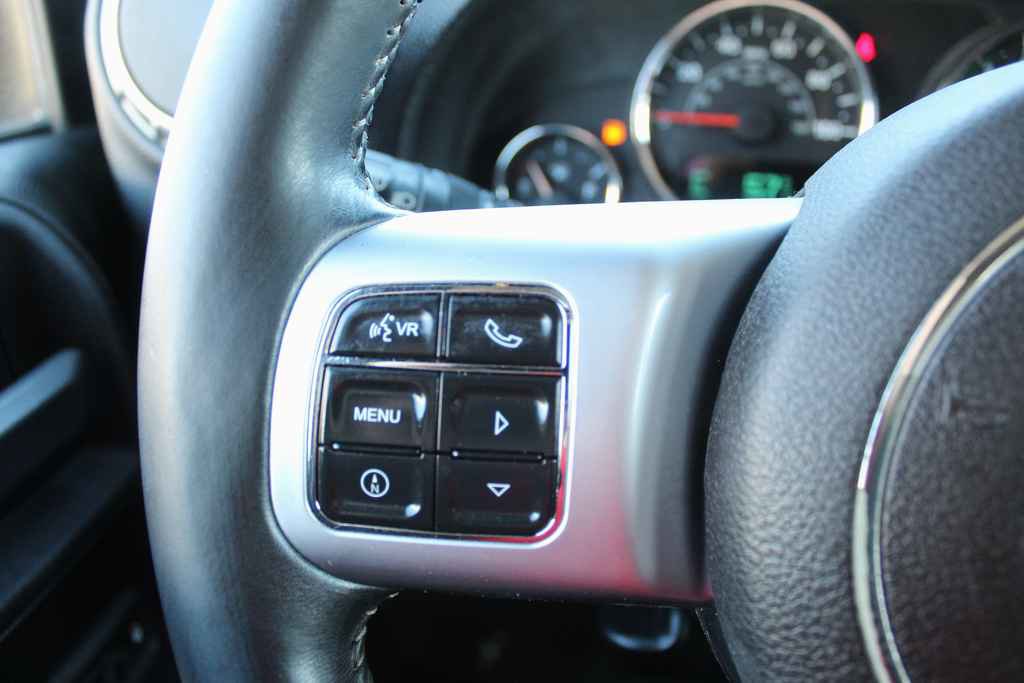 Used 2015 Jeep Wrangler Unlimited Sport image 13