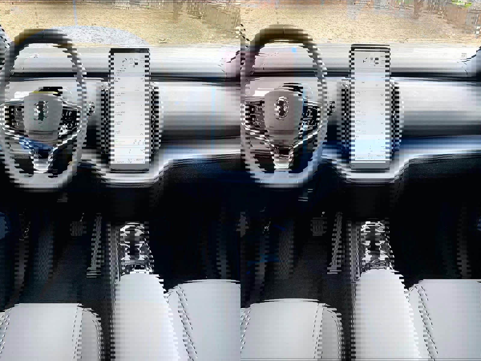 New 2026 Volvo EX30 Plus w/ Climate Package AWD/4WD image 9