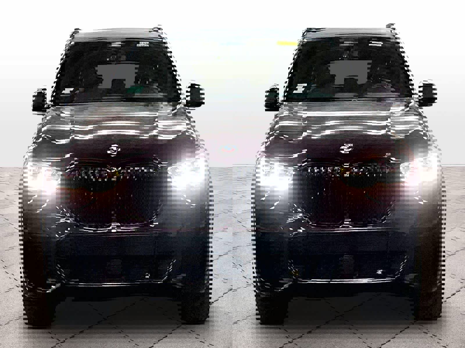 Used 2023 BMW X5 M50i w/ Executive Package image 3