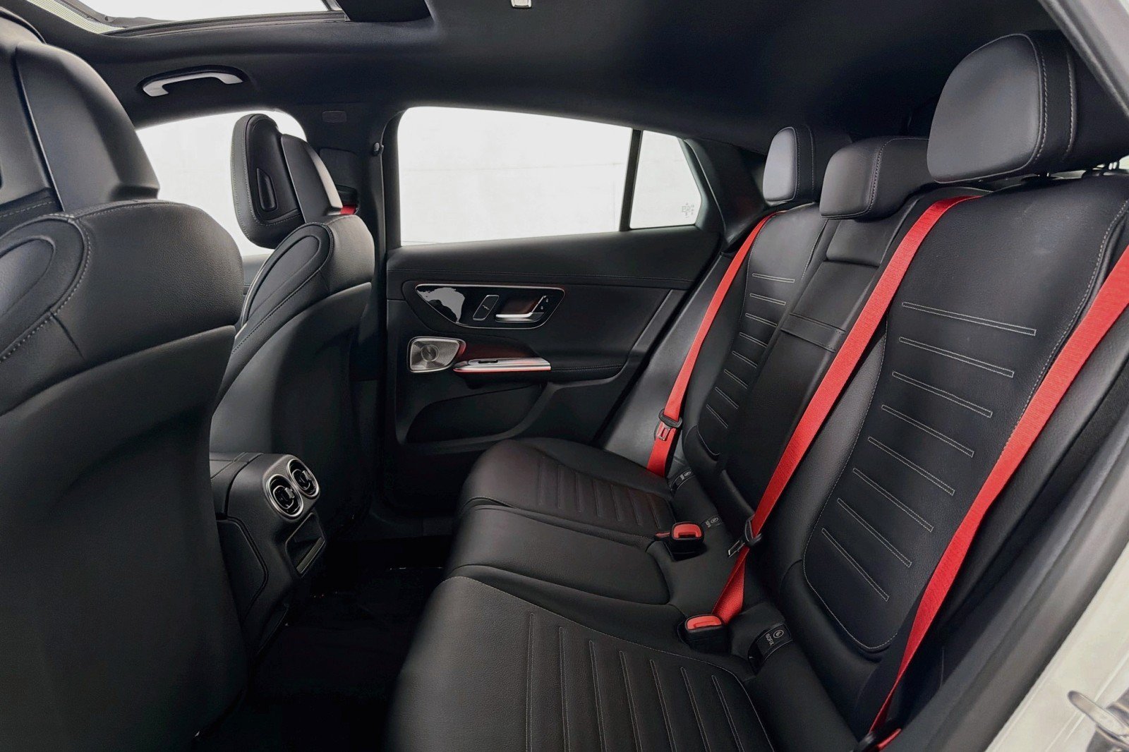 New 2027 Mercedes-Benz GLC 53 AMG 4MATIC Coupe image 7