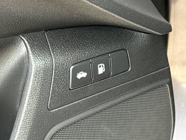 Used 2018 Honda Clarity Touring image 21
