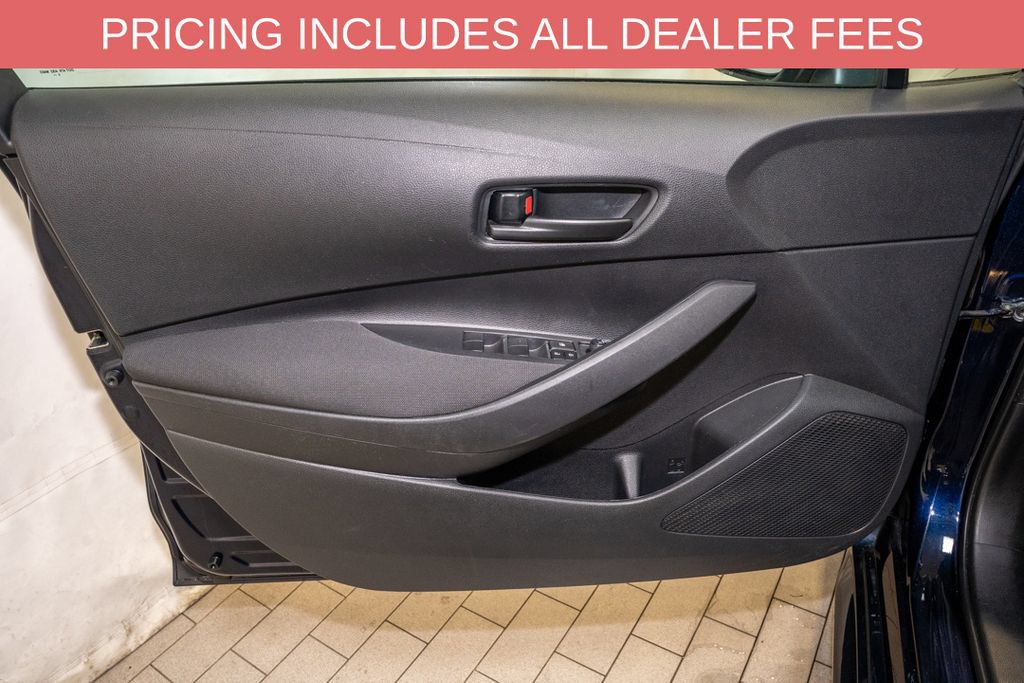 Used 2024 Toyota Corolla LE FWD image 11