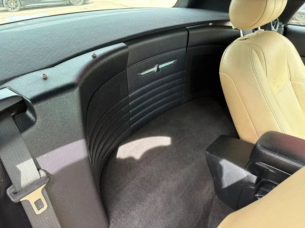 Used 2004 Ford Thunderbird RWD image 13