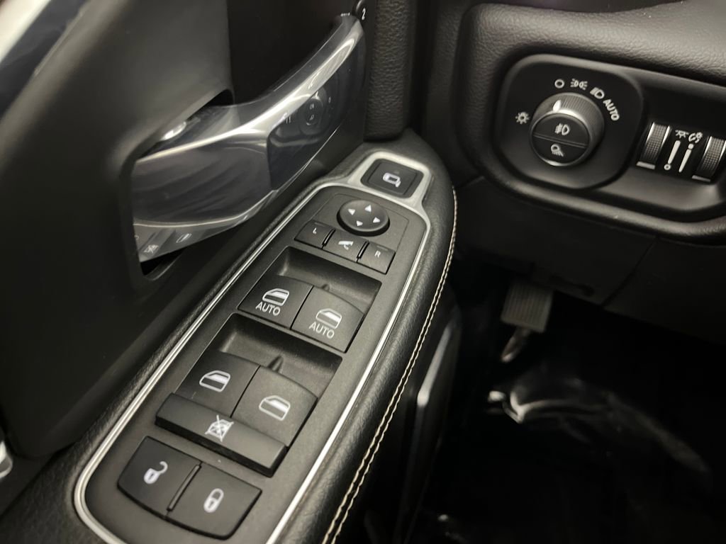 Used 2022 RAM 3500 Laramie image 22