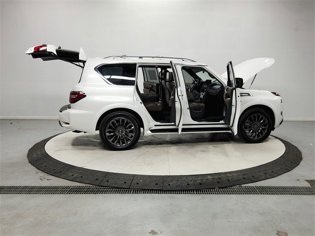 Used 2022 Nissan Armada Platinum w/ Captain's Chairs Package image 16