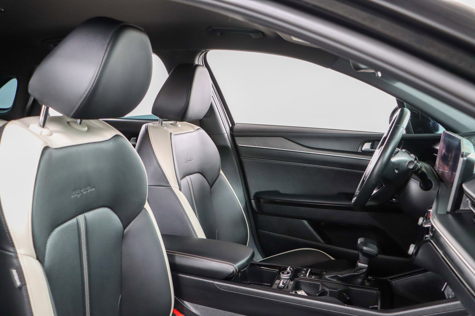 Used 2025 Kia K5 GT-Line image 26