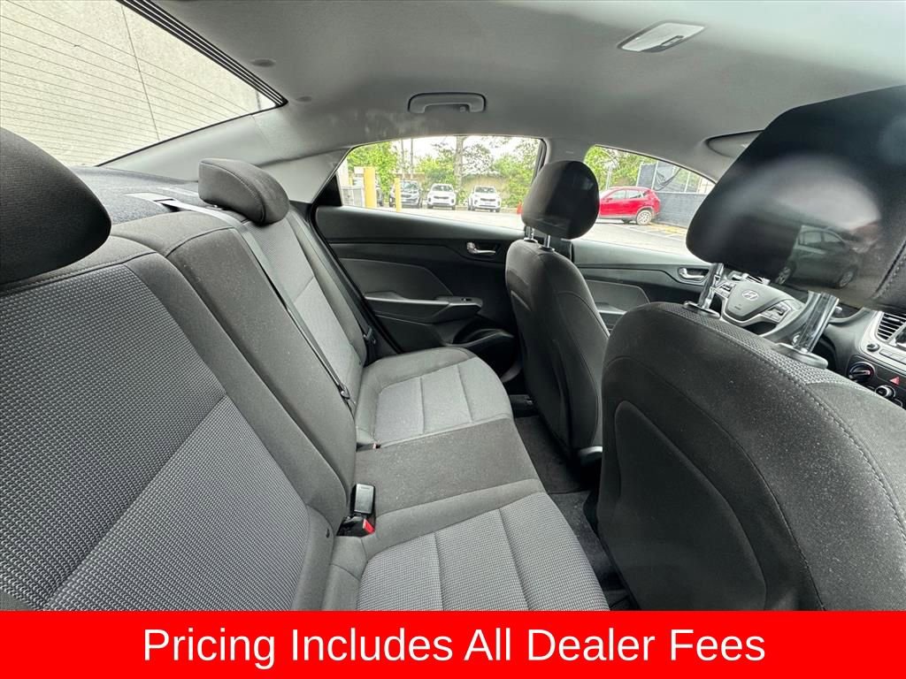 Used 2019 Hyundai Accent SE FWD image 4