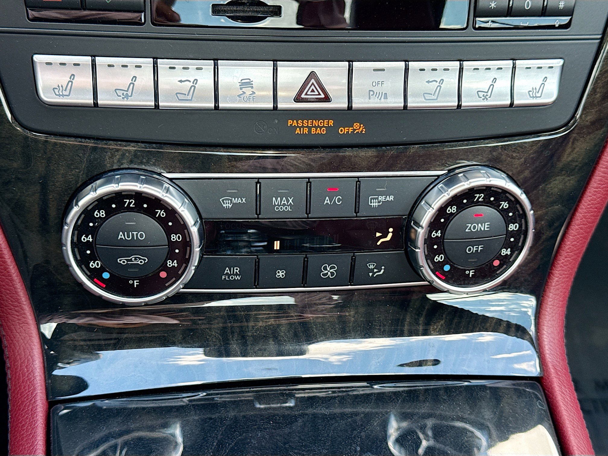 Used 2016 Mercedes-Benz SL 550 w/ Sport Wheel Package image 28