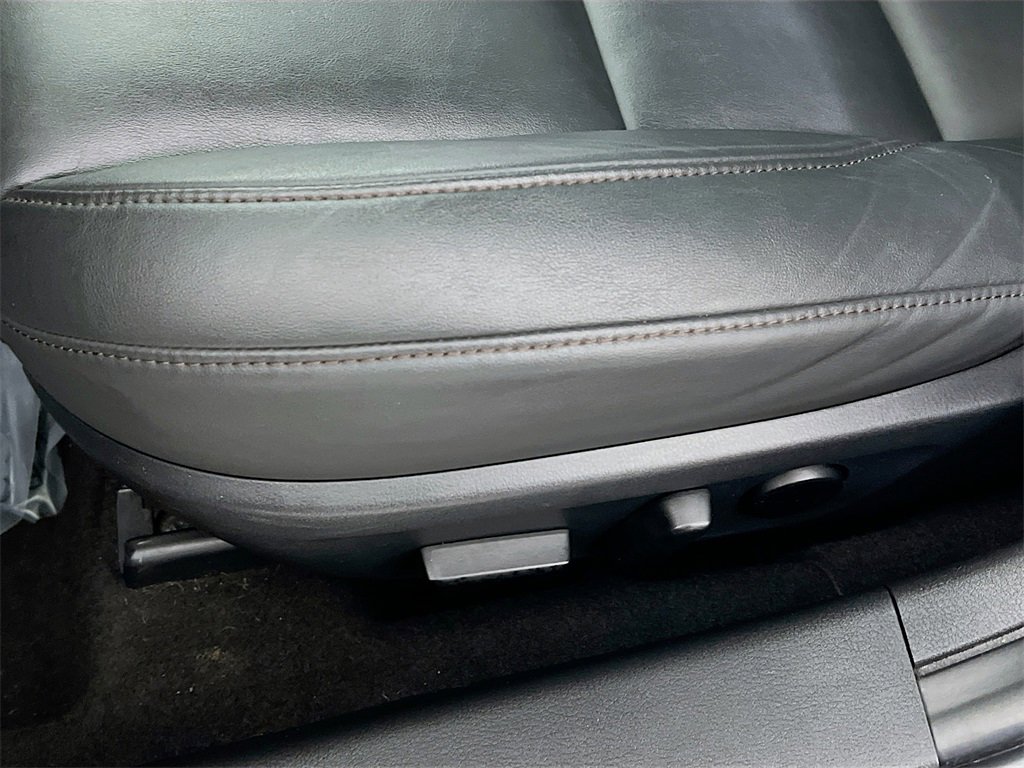 Used 2021 MAZDA MAZDA3 s image 17