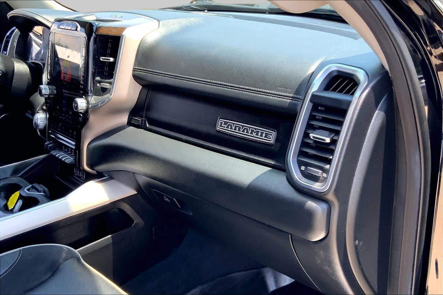Used 2022 RAM 1500 Laramie AWD/4WD image 19