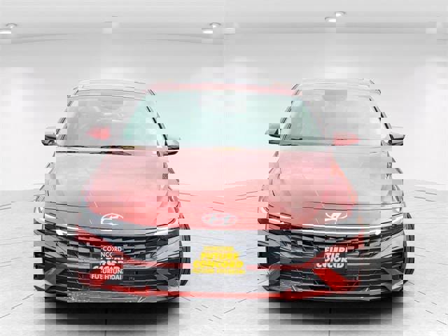 New 2025 Hyundai Elantra Limited image 8
