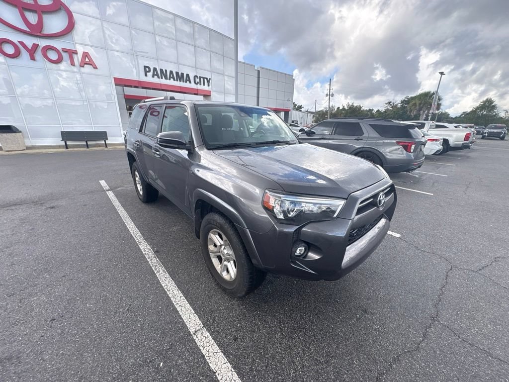 Used 2022 Toyota 4Runner SR5 RWD image 13