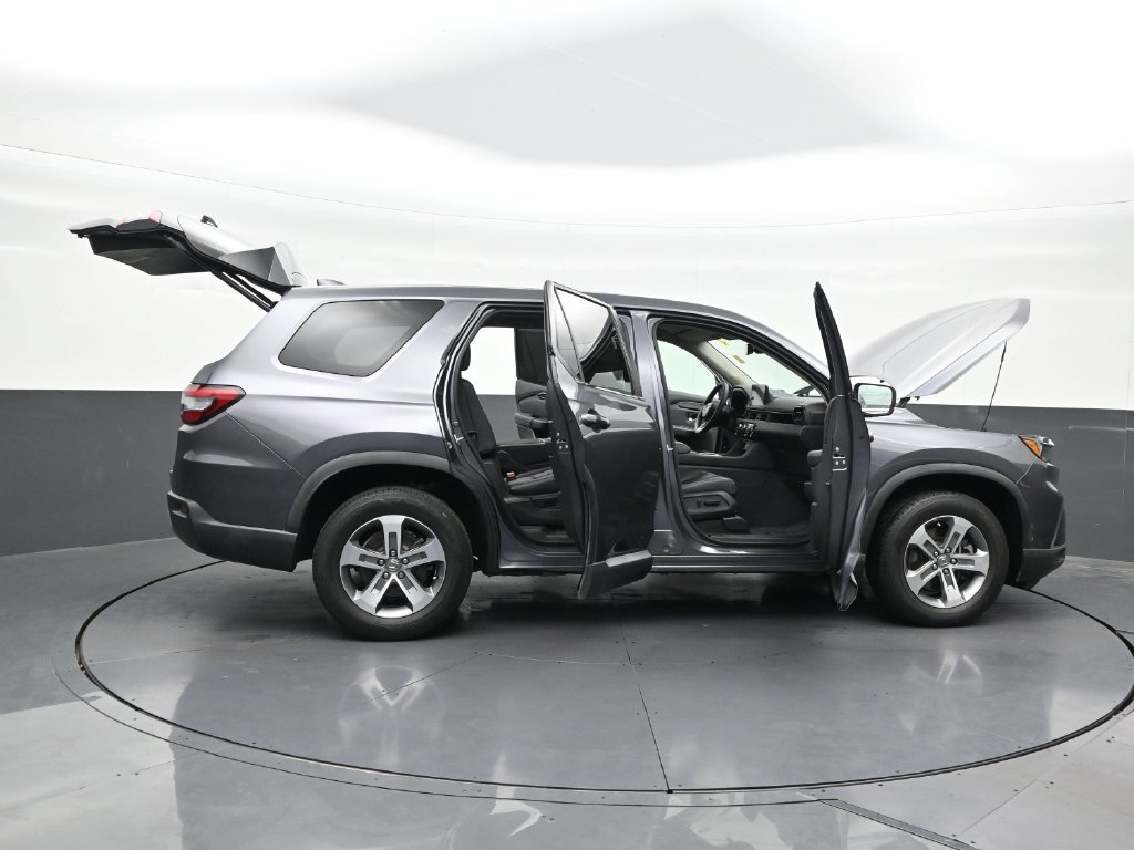 Used 2023 Honda Pilot EX-L image 32