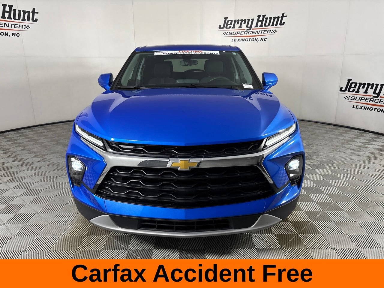 Used 2025 Chevrolet Blazer LT AWD/4WD image 3