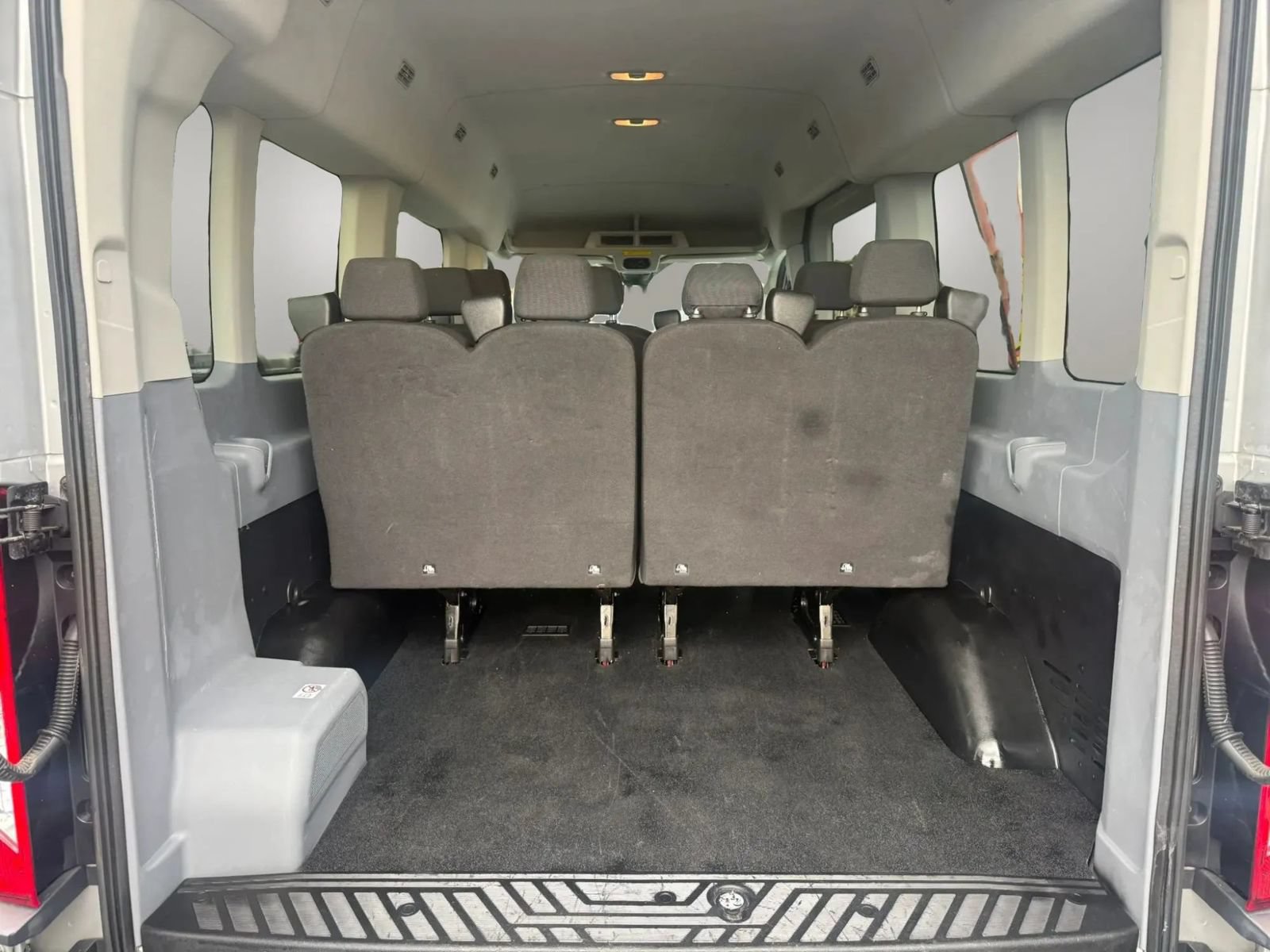 Used 2017 Ford Transit 350 XL RWD image 29