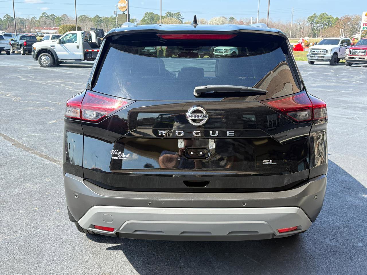 Used 2021 Nissan Rogue SL w/ Premium Package image 4