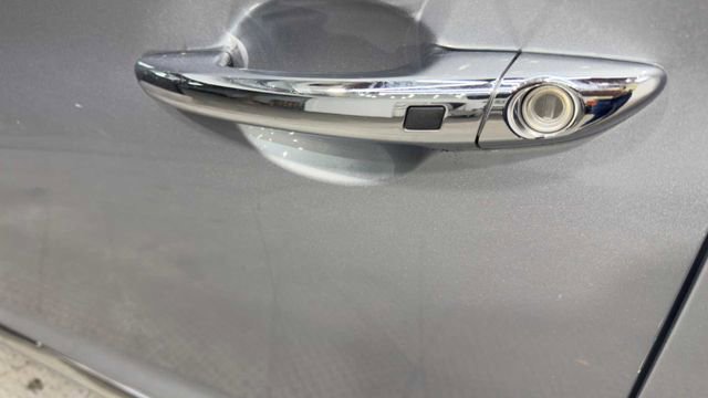 Used 2015 Hyundai Sonata Limited w/ Option Group 05 image 11