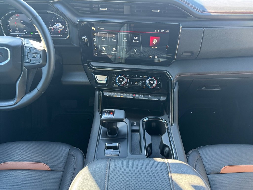 Used 2024 GMC Sierra 1500 AT4 w/ Technology Package image 11