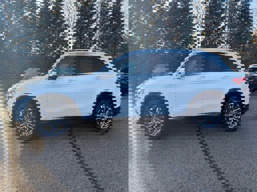 Used 2022 Mercedes-Benz GLC 300 4MATIC image 7