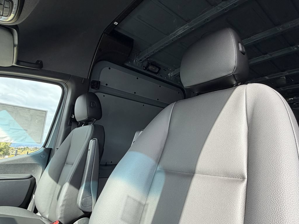 New 2026 Mercedes-Benz Sprinter 2500 image 21