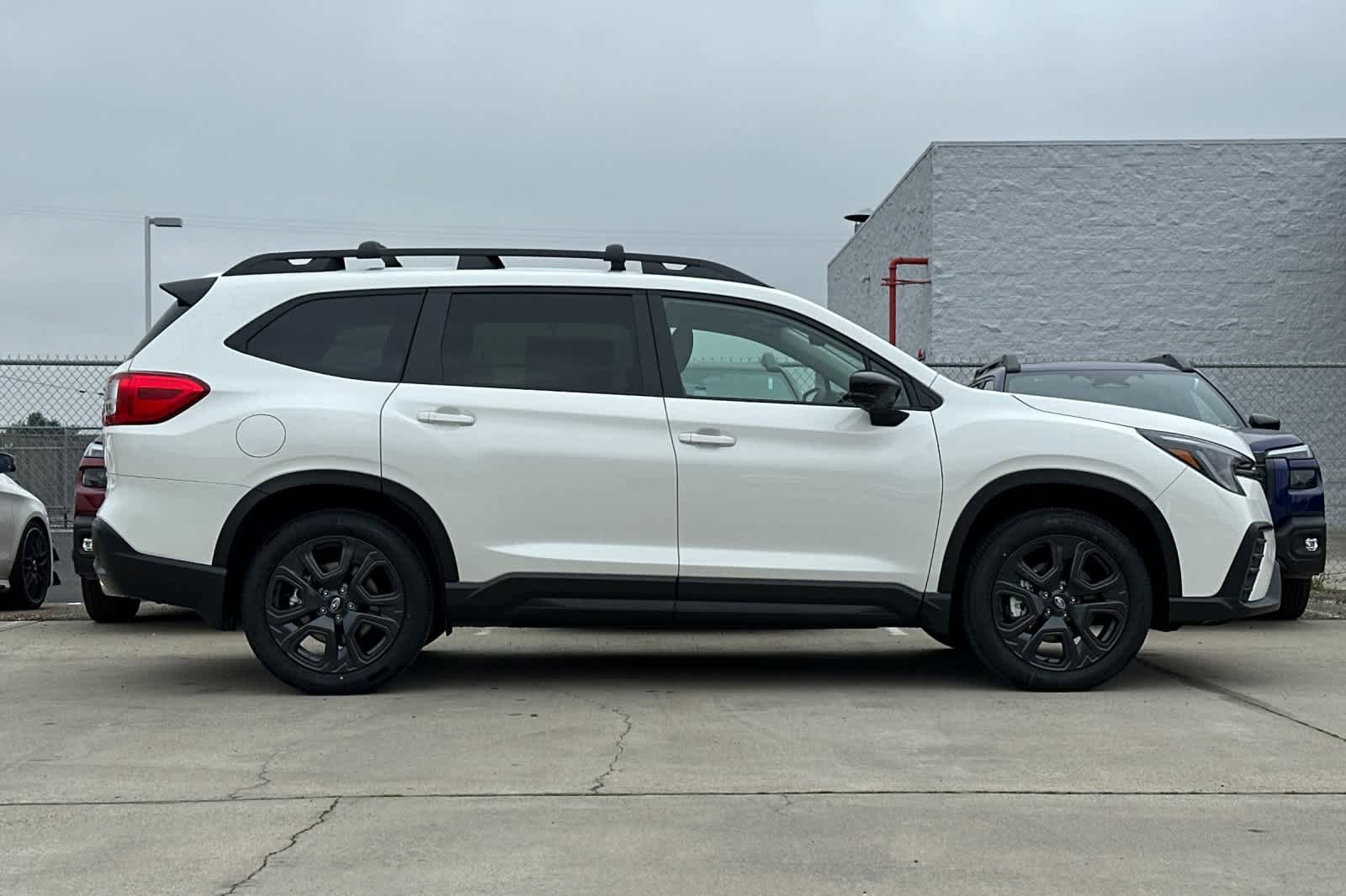 New 2026 Subaru Ascent Bronze Edition w/ Onyx Package image 2