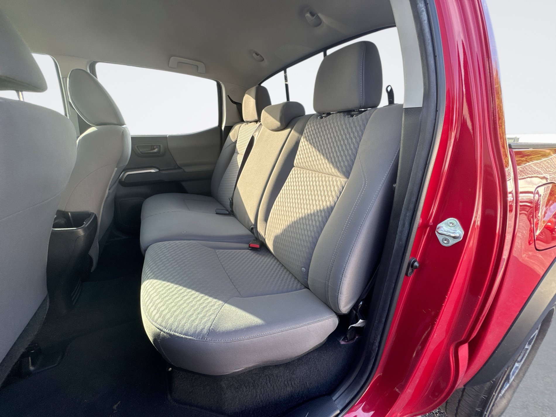 Used 2023 Toyota Tacoma SR5 RWD image 15