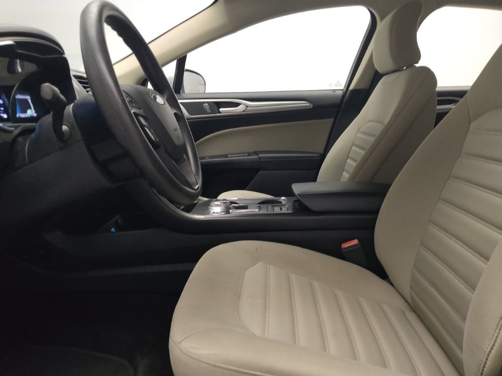 Used 2018 Ford Fusion S FWD image 17
