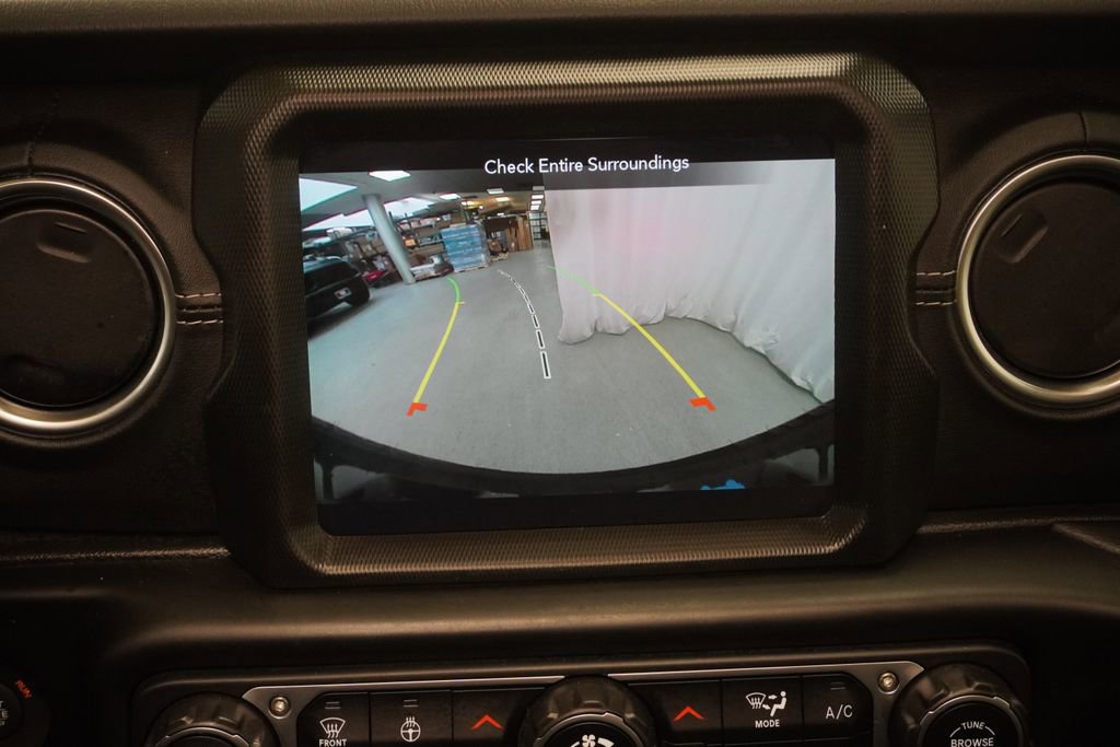 Certified 2023 Jeep Wrangler Unlimited Sahara w/ Cold Weather Group image 30