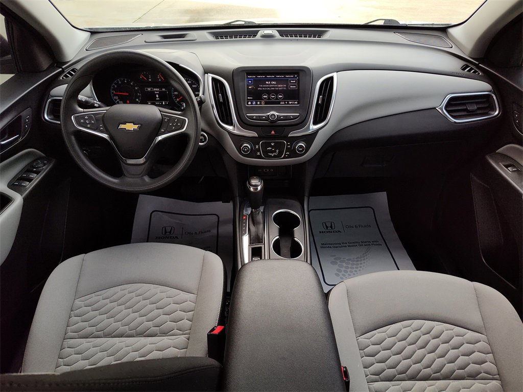 Used 2021 Chevrolet Equinox LS image 29