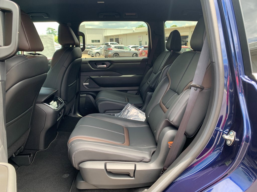 New 2025 Nissan Armada SL w/ Captain's Chari Seat Package image 19