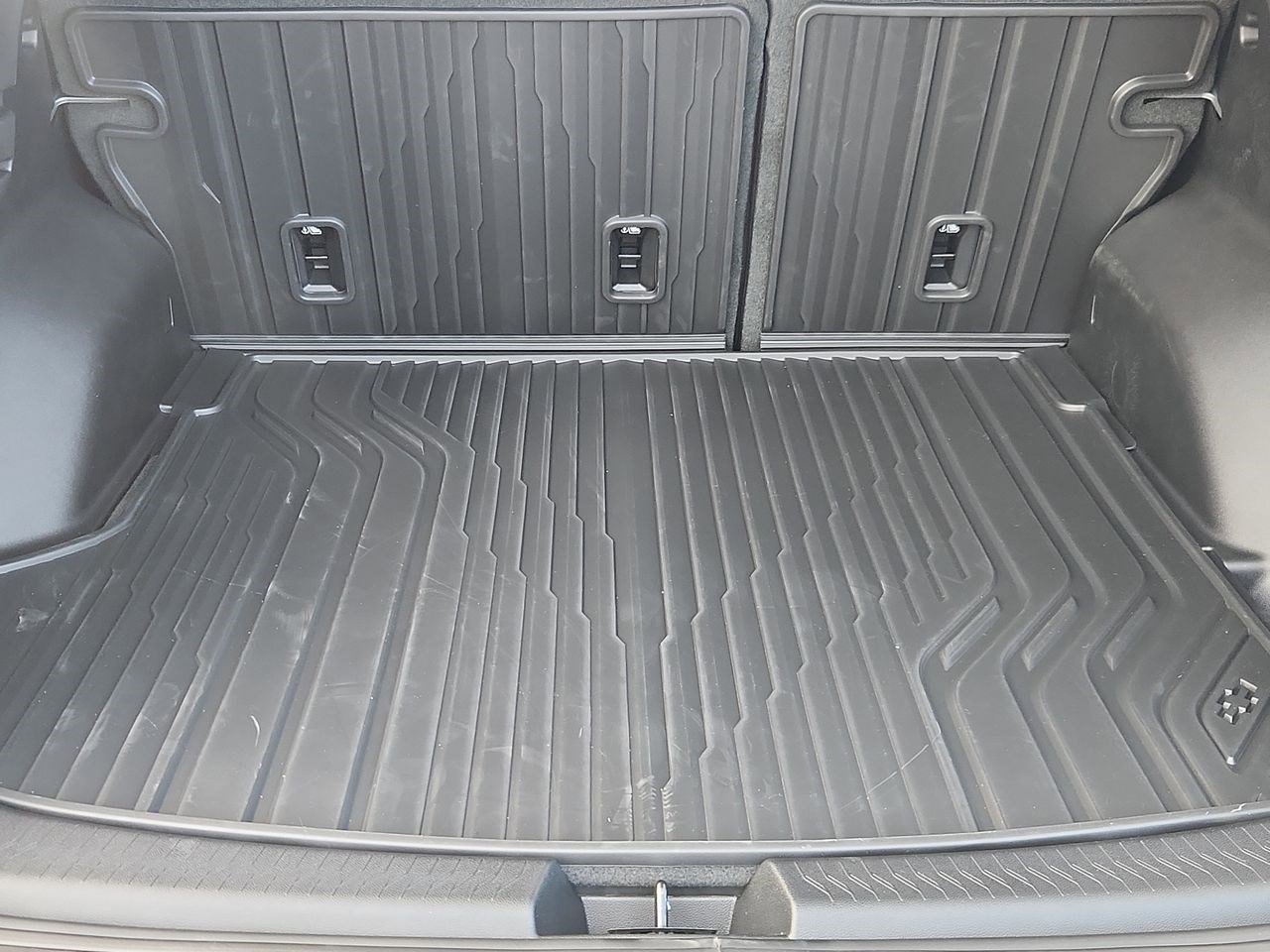 New 2026 Chevrolet Equinox EV LT image 29