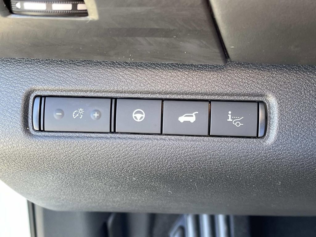 New 2026 Nissan Pathfinder Platinum AWD/4WD image 34