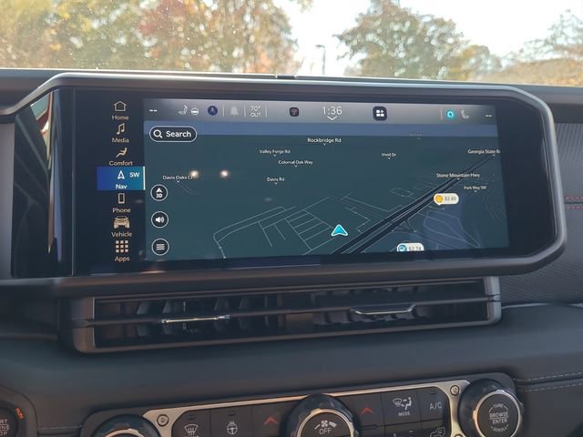 Used 2024 Jeep Gladiator Rubicon w/ Technology Group image 15