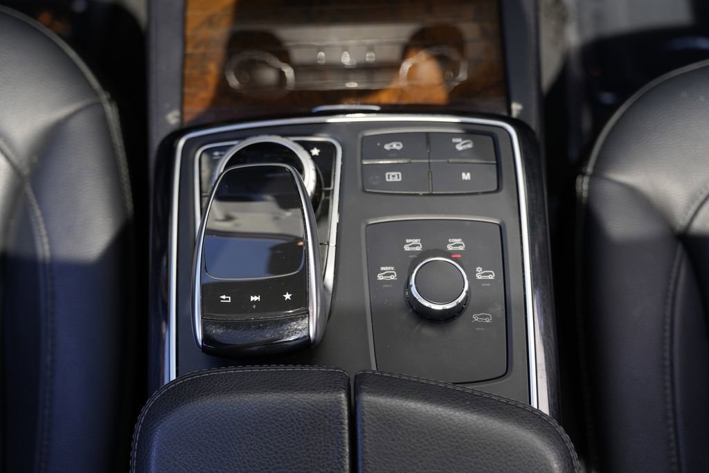 Used 2019 Mercedes-Benz GLS 450 4MATIC image 47