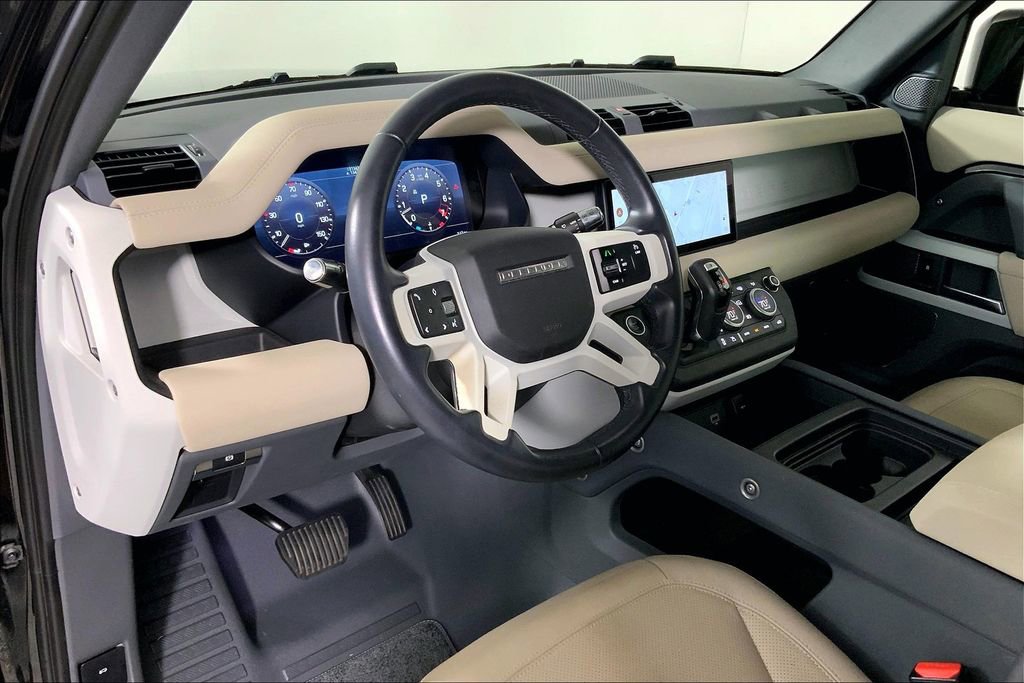 Used 2022 Land Rover Defender 110 SE image 14