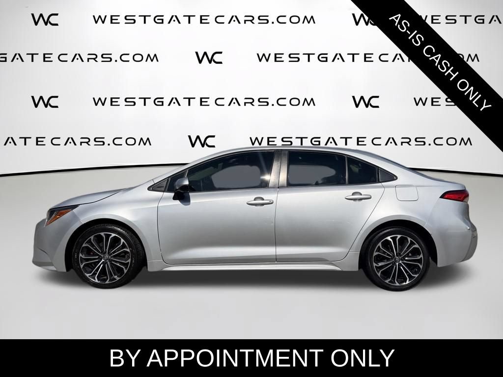 Used 2020 Toyota Corolla LE FWD image 2