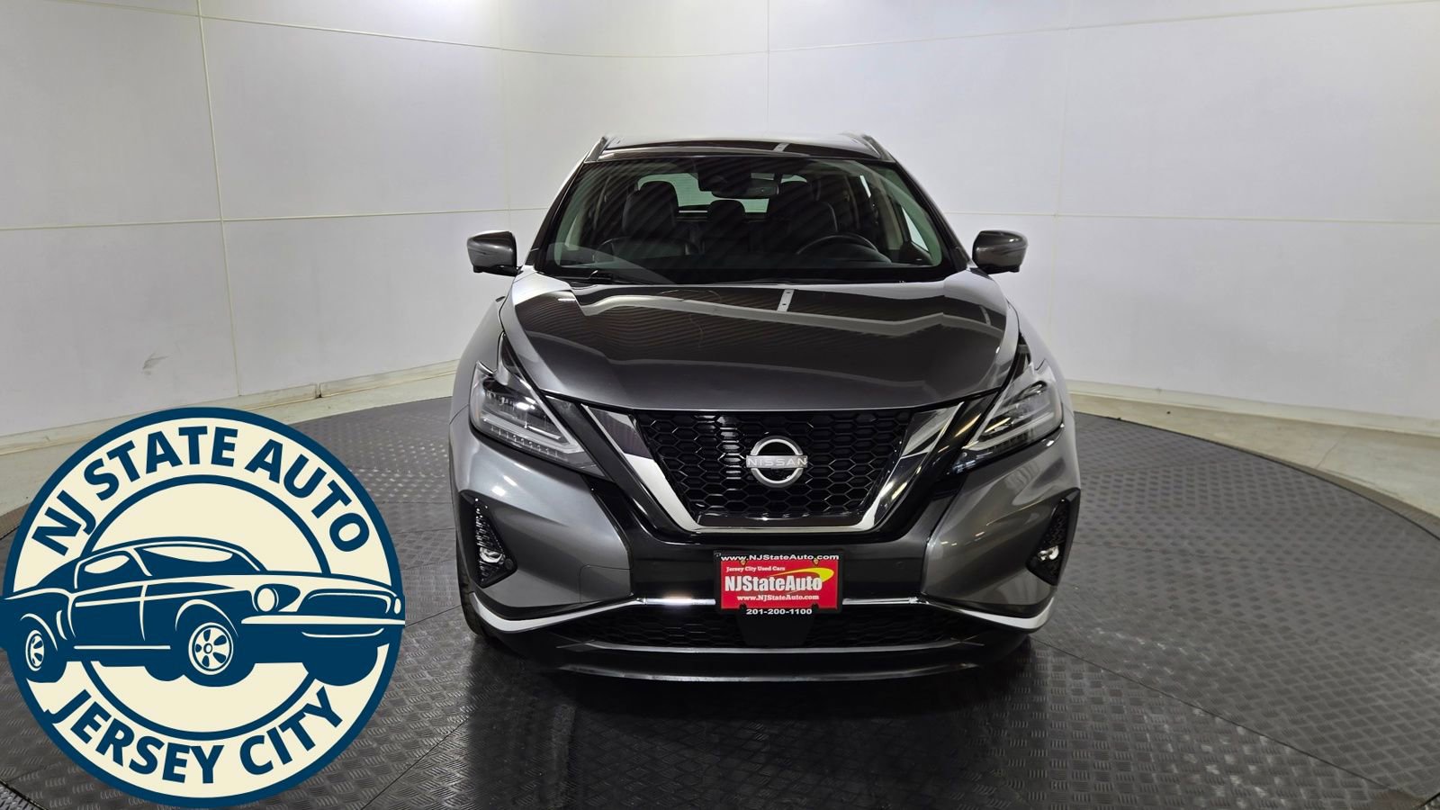 Used 2023 Nissan Murano SL image 2