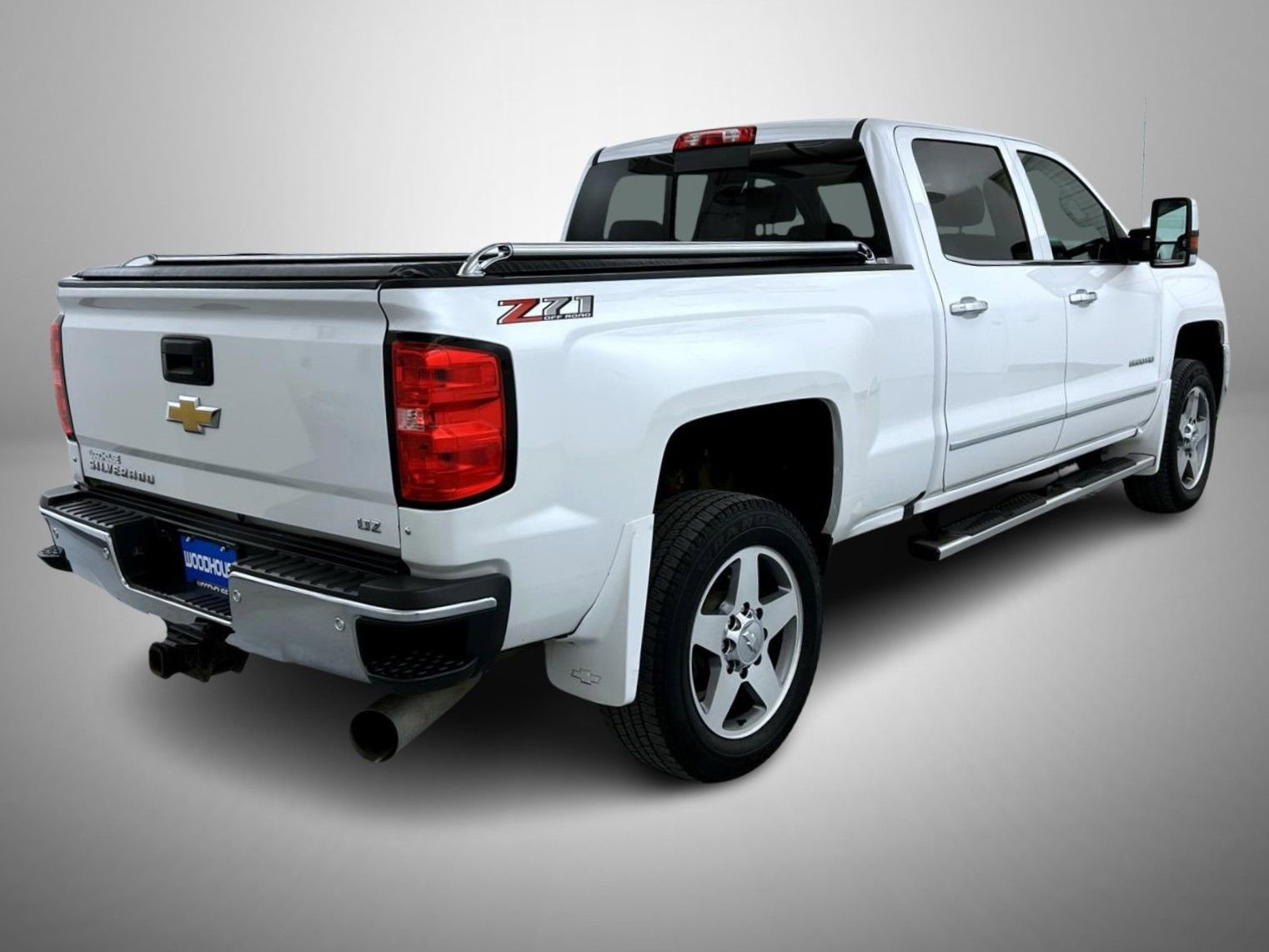 Used 2018 Chevrolet Silverado 2500 LTZ w/ Duramax Plus Package image 5