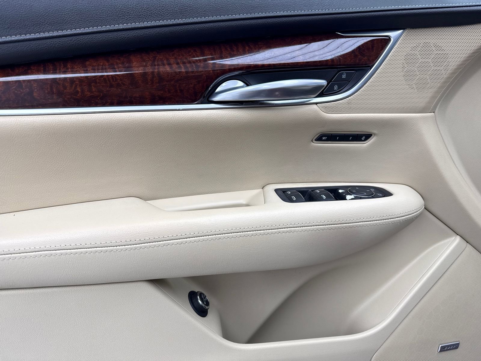 Used 2019 Cadillac XT5 Luxury FWD image 36