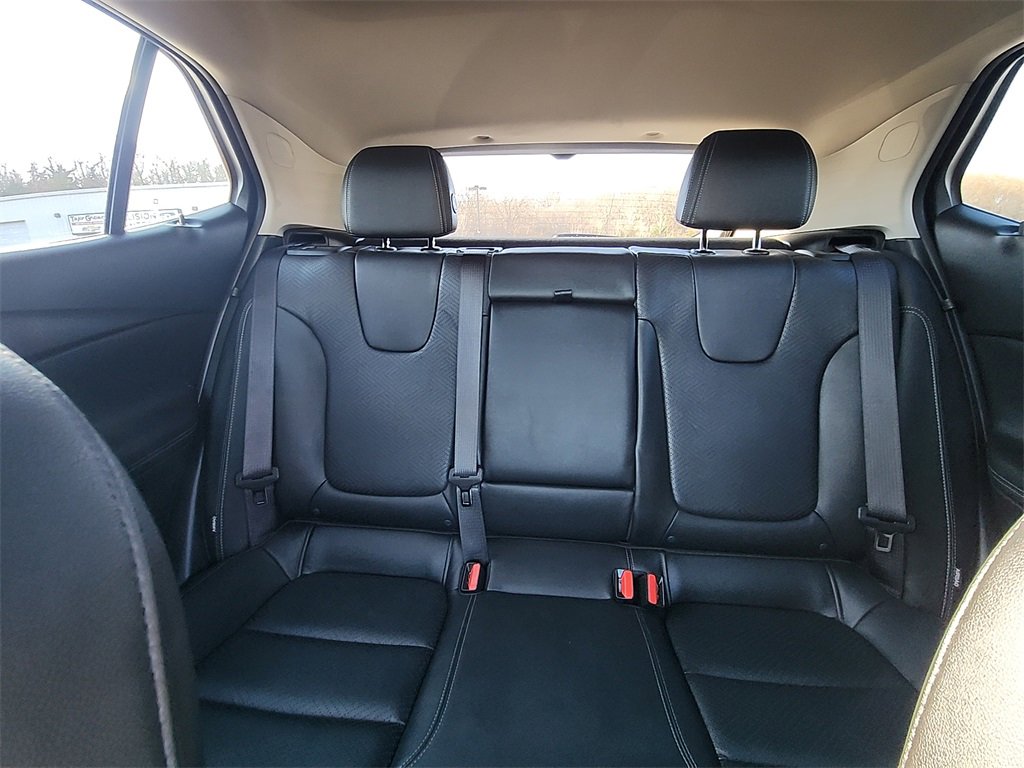 Used 2021 Buick Encore GX Essence w/ Advanced Technology Package image 25