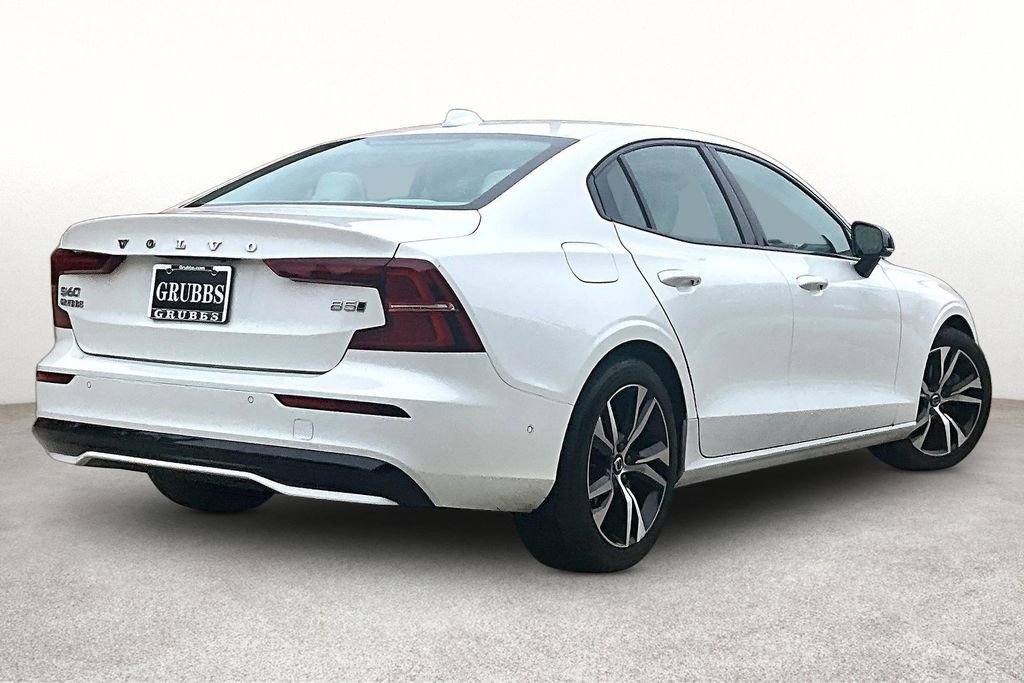 Used 2025 Volvo S60 B5 Plus AWD/4WD image 2