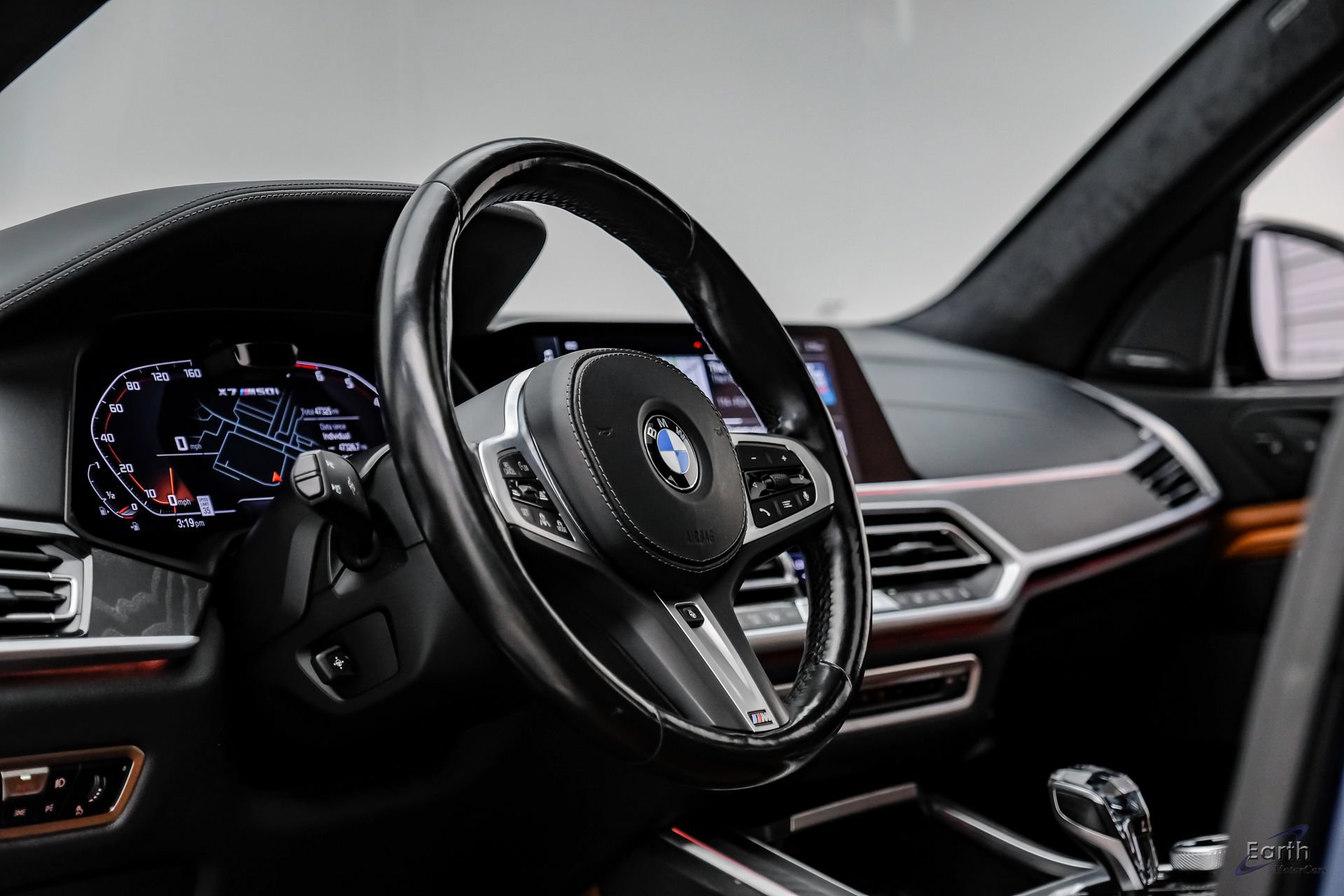 Used 2022 BMW X7 M50i w/ Dynamic Handling Package AWD/4WD image 37
