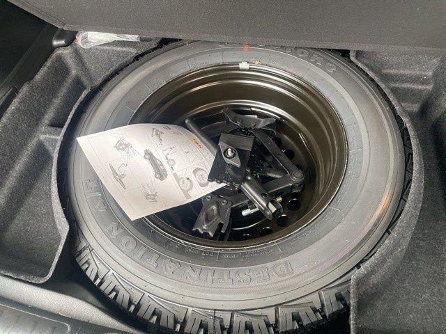 Used 2022 Jeep Cherokee Trailhawk image 18