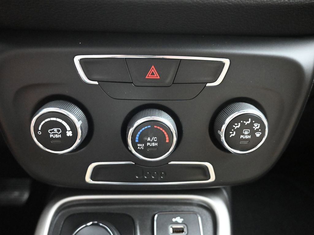 Used 2018 Jeep Compass Sport image 14