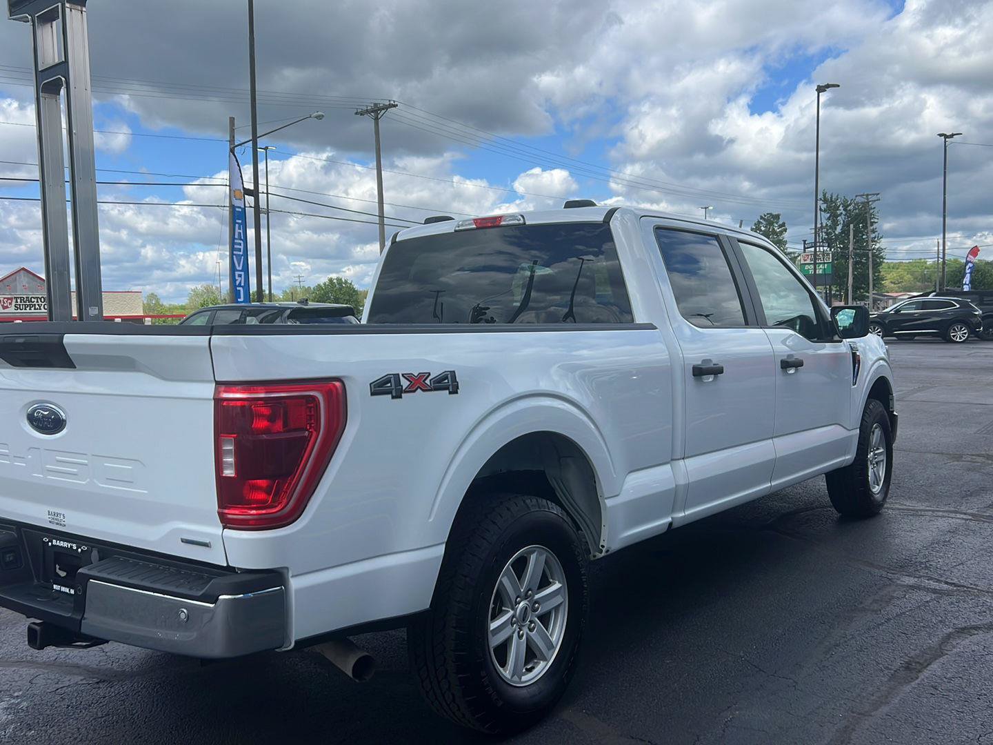 Used 2023 Ford F150 XLT AWD/4WD image 7