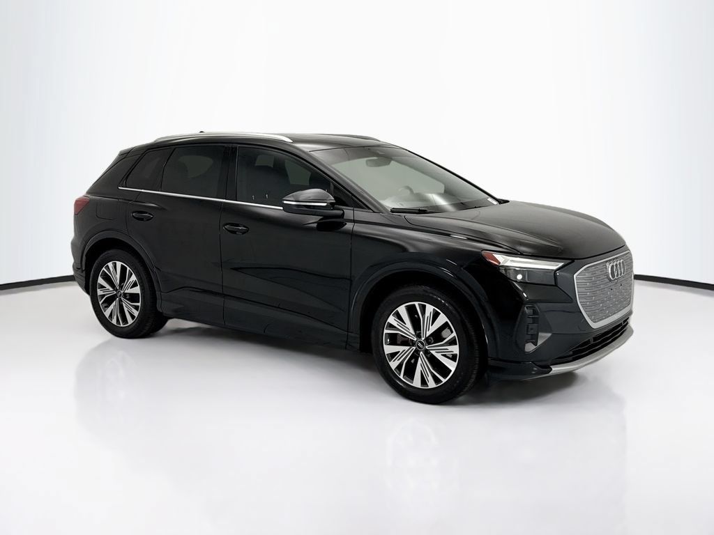 Certified 2023 Audi Q4 e-tron Premium w/ Convenience Package RWD image 3