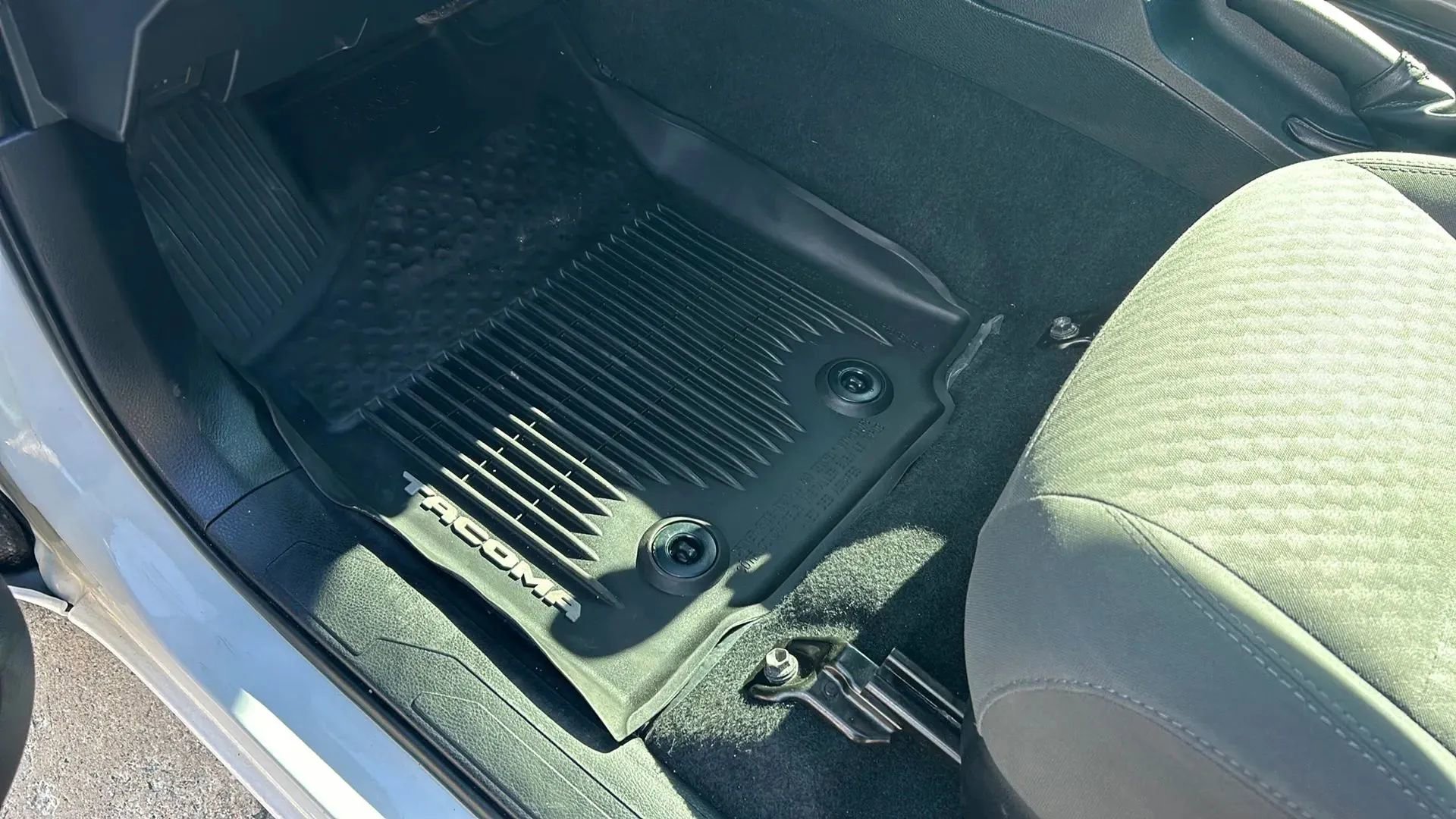 Used 2020 Toyota Tacoma SR image 20