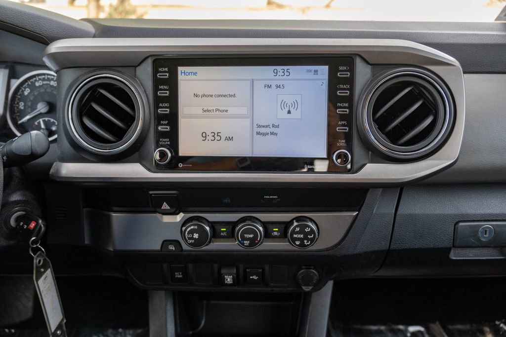 Used 2020 Toyota Tacoma SR5 image 18