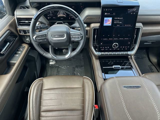 Certified 2025 GMC Yukon Denali Ultimate AWD/4WD image 21