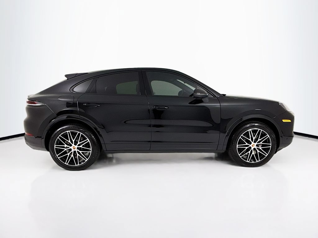 New 2026 Porsche Cayenne Coupe AWD/4WD image 8